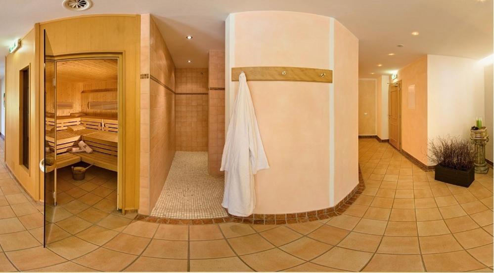 Hotel Zum Goldenen Loewen Biberwier Esterno foto